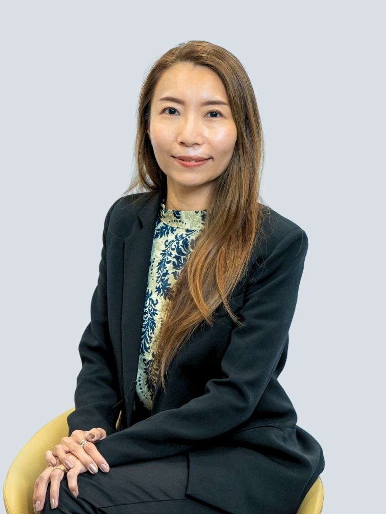 Portrait of Lydia Heng