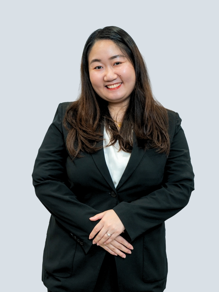 Portrait of Maggie Tan